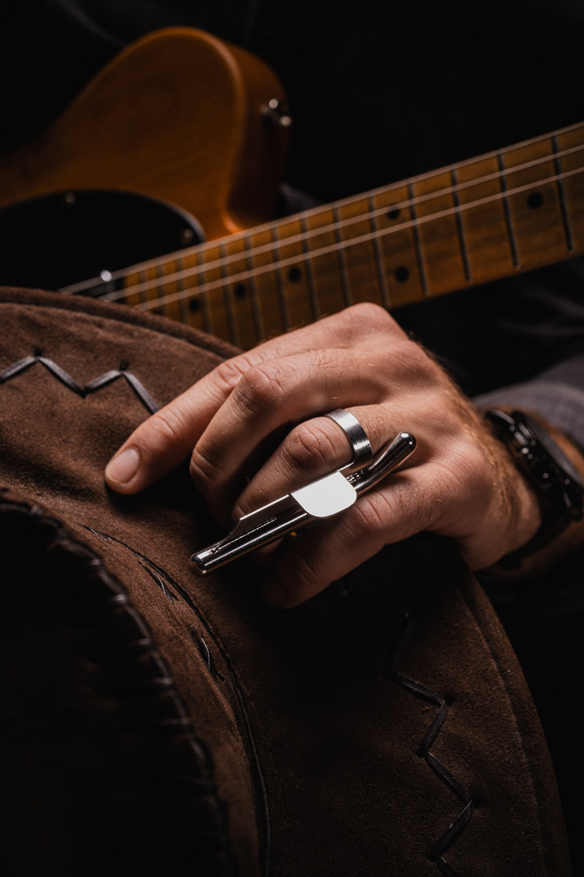 Oneslide: The Adjustable Stainless Guitar Slide