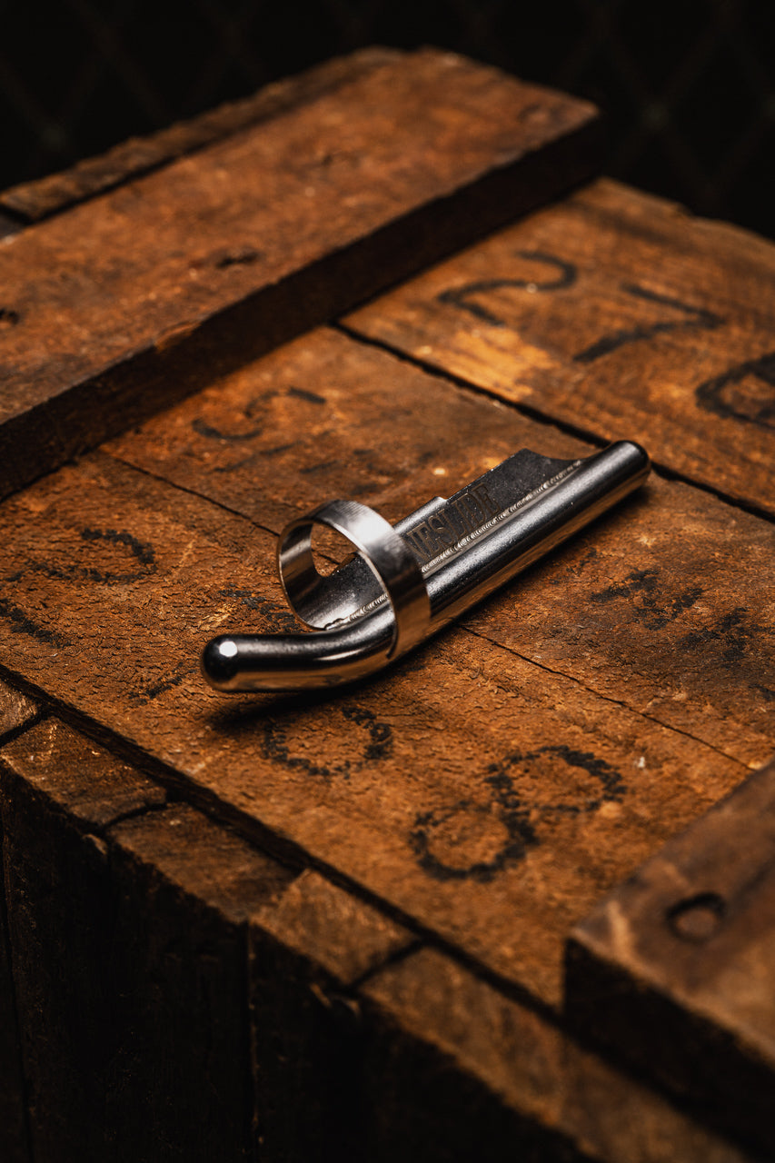Oneslide: The Adjustable Stainless Guitar Slide